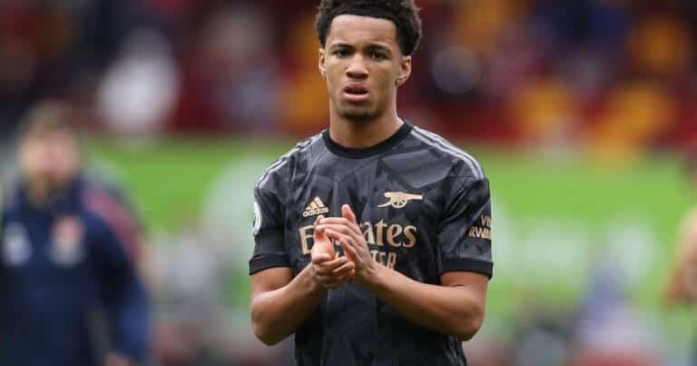 Arsenal handed massive boost as record-breaking star set to STAY with the Gunners this summer