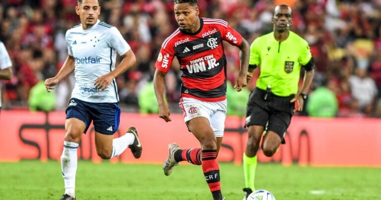 Crystal Palace announce big-money Franca signing