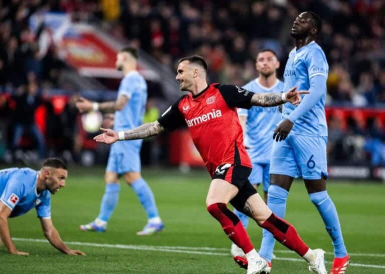 Bayer Leverkusen 3-1 Bochum: Champions pile pressure on Bayern in Bundesliga title race