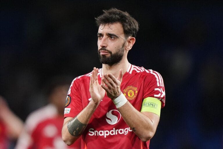 Manchester United: Fernandes standing firm behind under-fire Amorim
