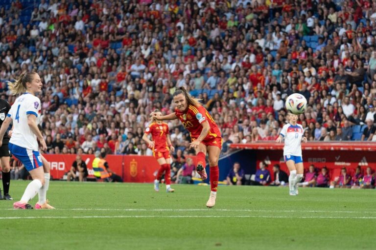 Spain 2-1 England: Pina settles World Cup final rematch to knock Lionesses out of Nations League