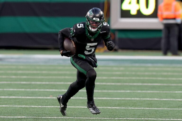 Jets sign wide receiver Garrett Wilson to $130m extension