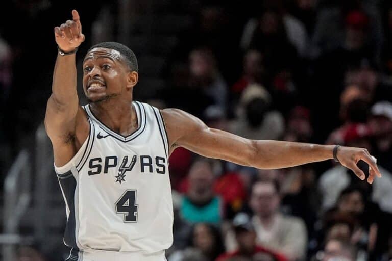 NBA: De’Aaron Fox enjoys historic debut in Spurs win over Hawks, Johnson hails ‘complete’ performance