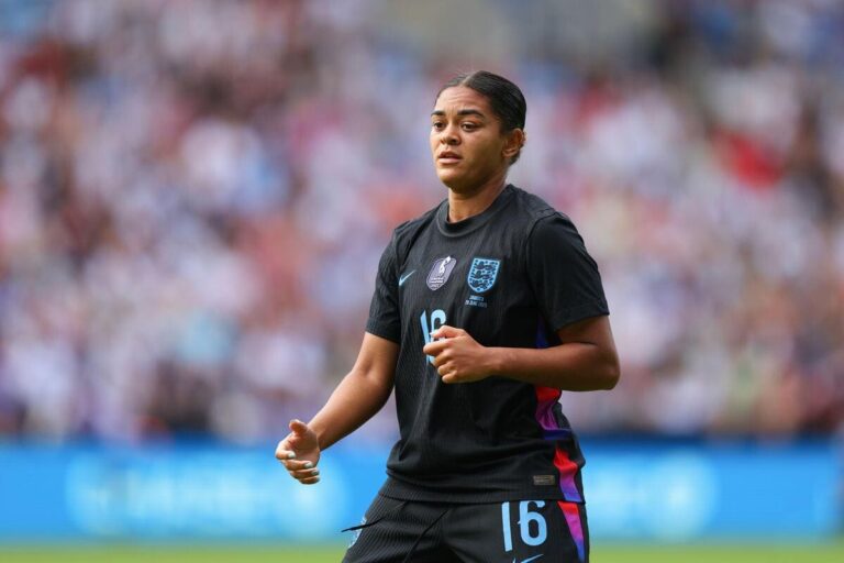 Lionesses condemn ‘online poison’ after Jess Carter receives racist abuse on social media