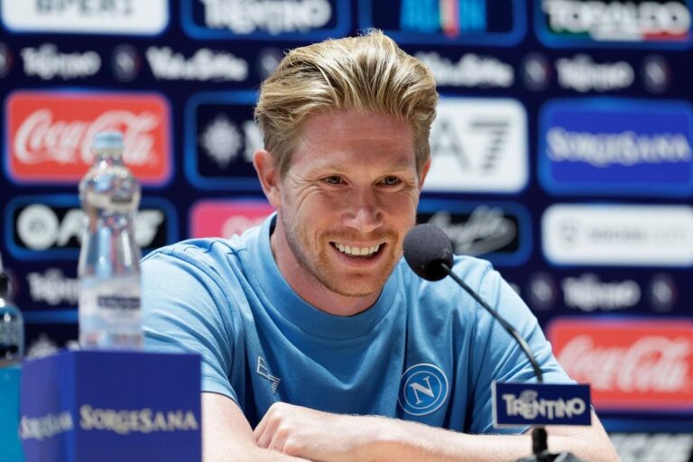 De Bruyne not feeling extra pressure after Napoli hand him Maradona’s No. 10 jersey