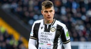 Leeds sign £15m defender Bijol