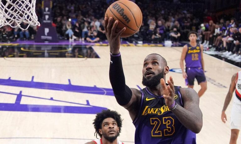 NBA: LeBron James Accepts $52.6 Million Player Option With The Lakers
