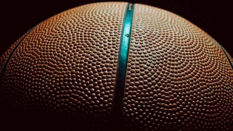 Best NBA Betting Promos and Sportsbooks for Christmas Day Games