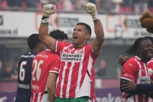 Crystal Palace sign goalkeeper Benitez